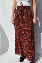 Load image into Gallery viewer, Floral Maxi Skirt