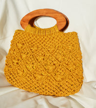 Load image into Gallery viewer, Yellow Straw Purse