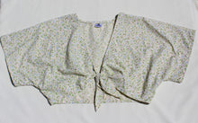Load image into Gallery viewer, Maple Tie Top - Green Floral