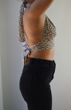 Load image into Gallery viewer, Mowie Top- Floral