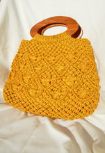 Load image into Gallery viewer, Yellow Straw Purse
